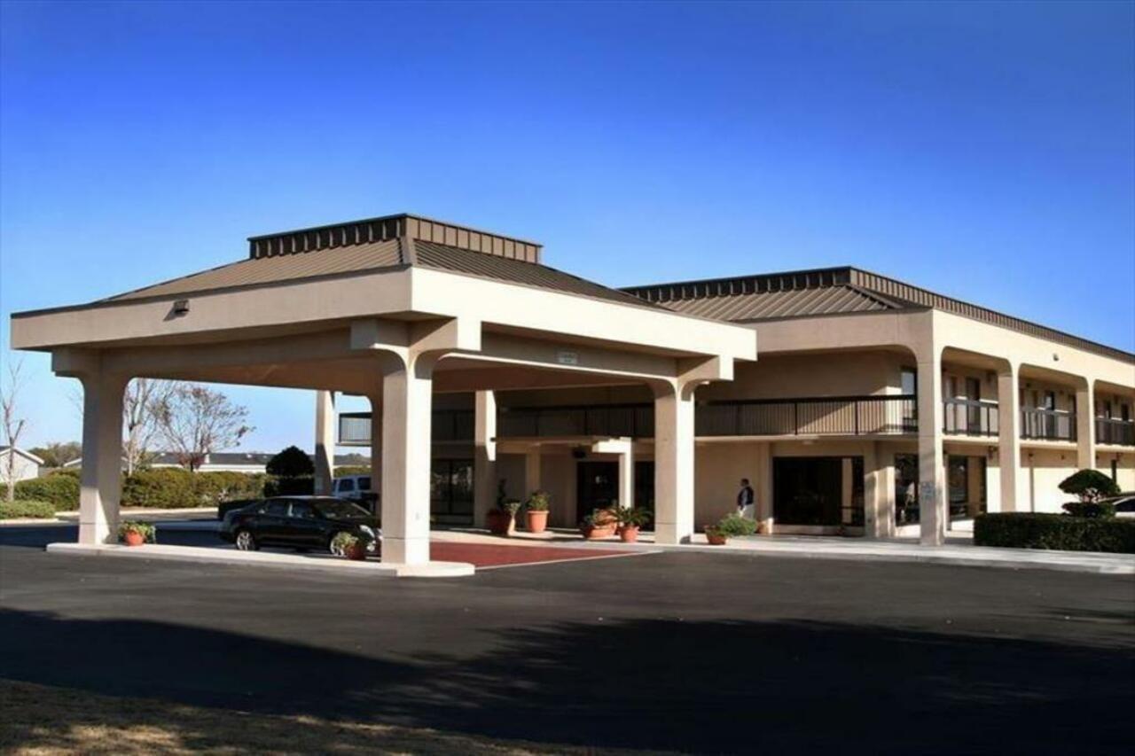 Dublin Inn And Suites 외부 사진