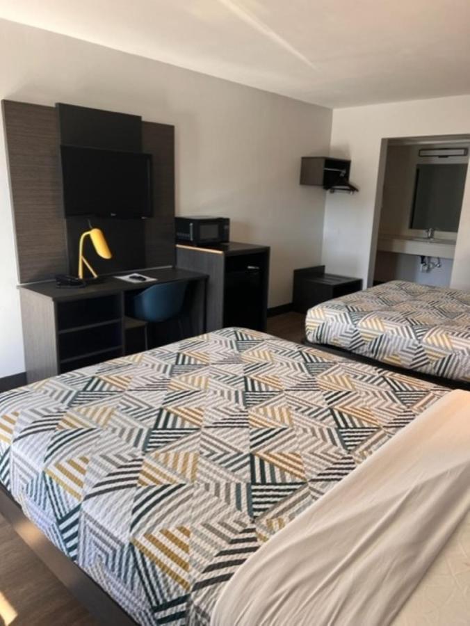 Dublin Inn And Suites 외부 사진